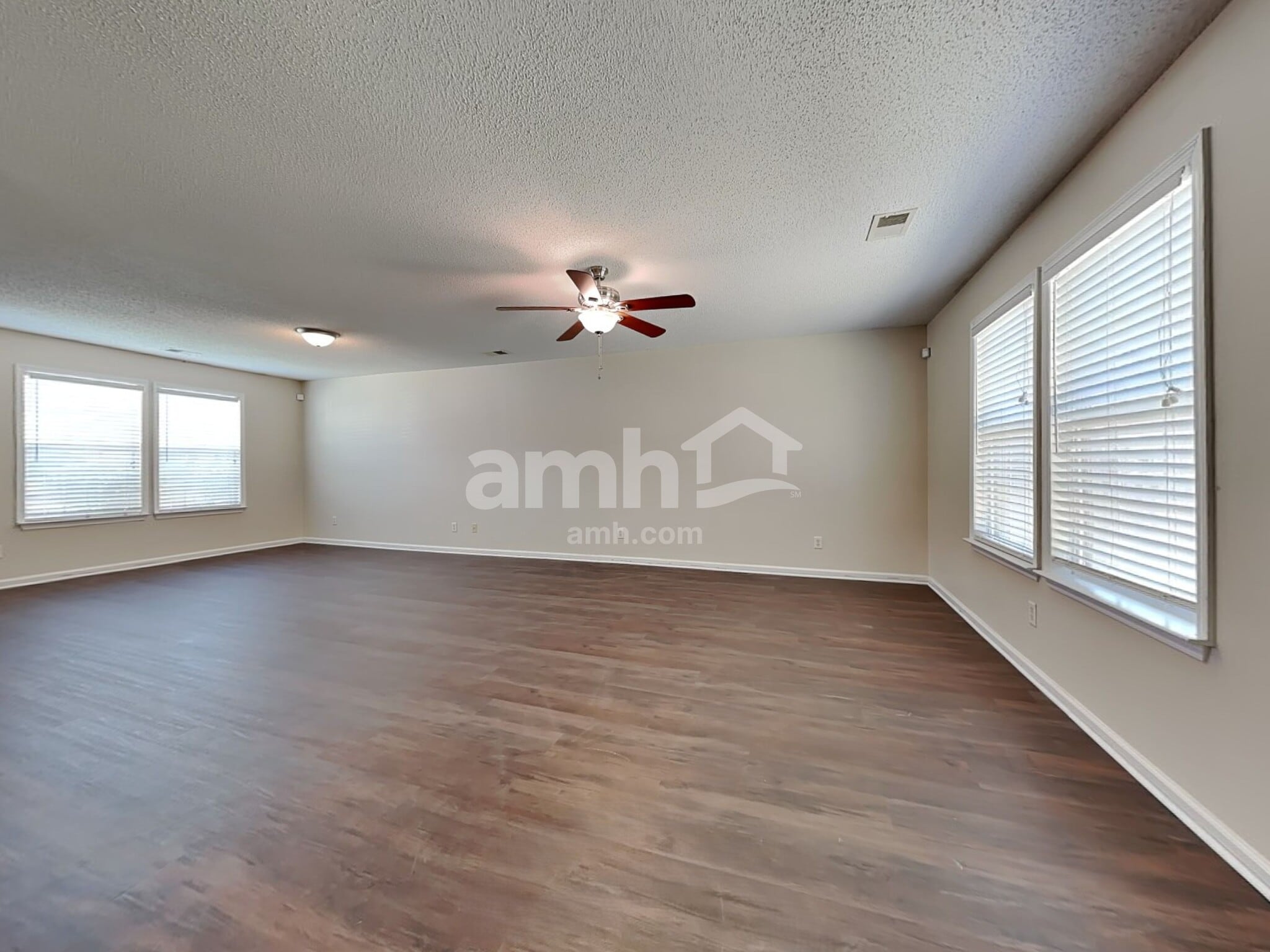 Building Photo - 7 Copperleaf Ct