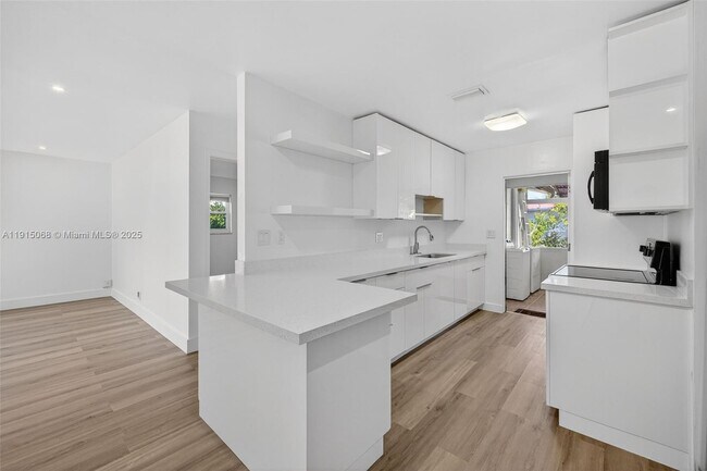 Building Photo - 11301 NW 39th St