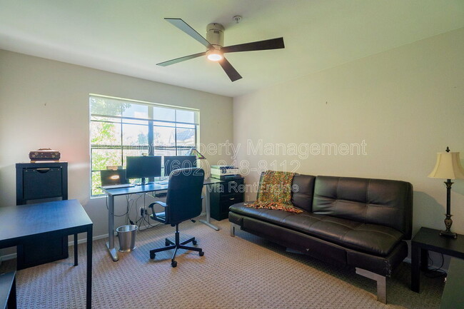 Building Photo - 6885 E Cochise Rd