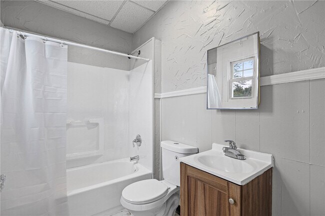 Building Photo - 288 Driving Park Ave