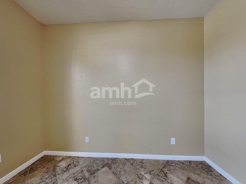 Building Photo - 16954 Langham Heights Ln