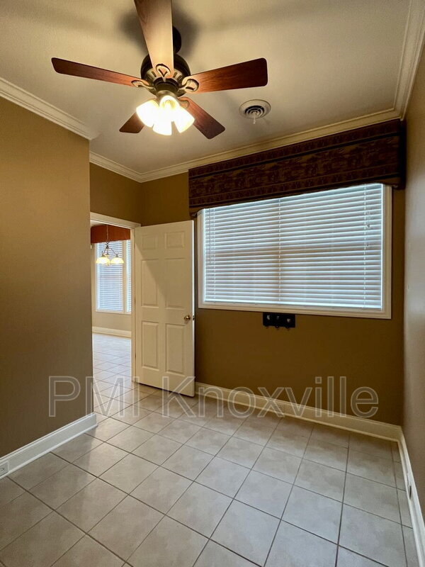 Building Photo - 4601 Ivy Rose Dr