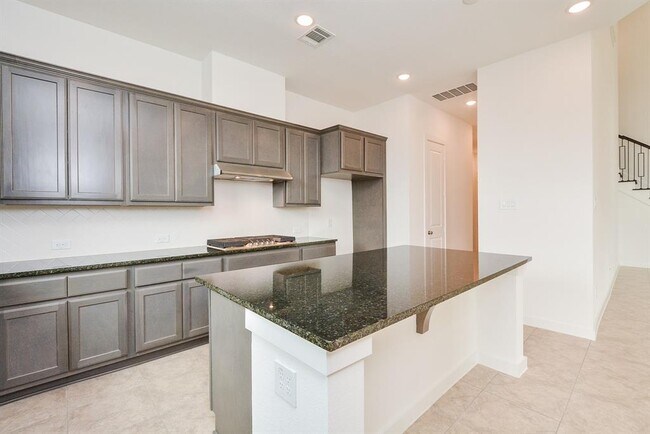 Building Photo - 6551 Scarlet Pond Ln