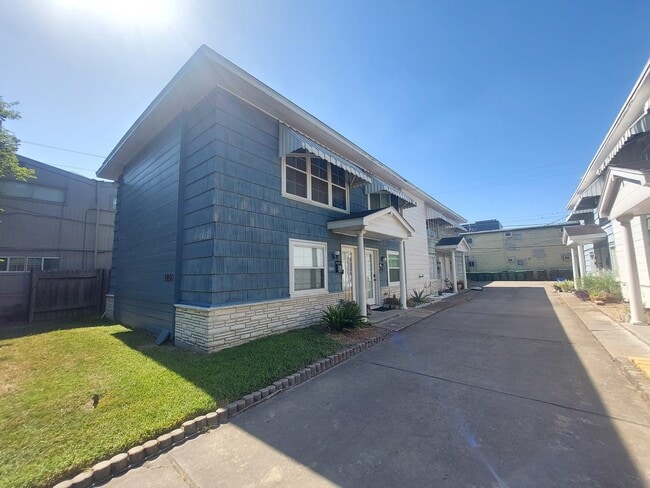 Building Photo - 1850 Portsmouth St