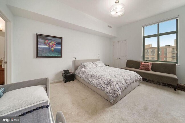 Building Photo - 11700 Old Georgetown Rd