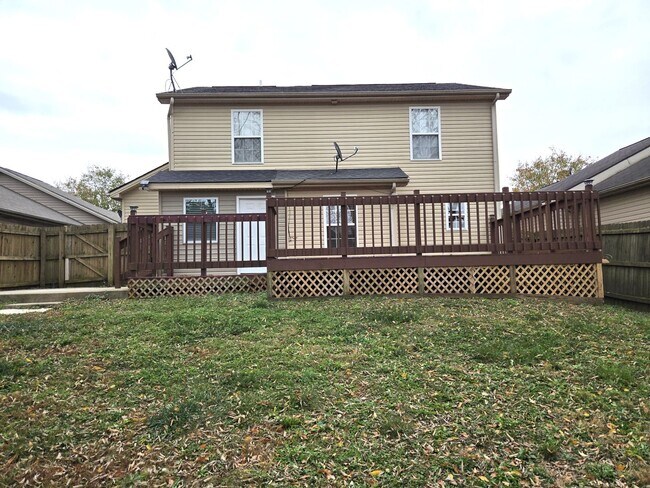 Building Photo - 1092 Winding Oak Trail