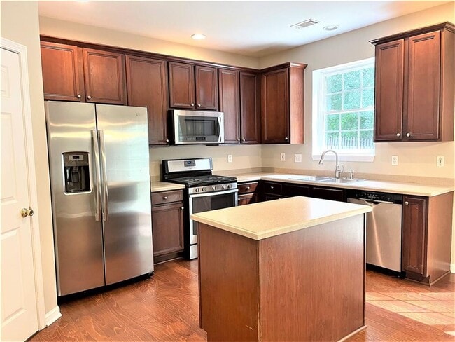 Building Photo - 3045 Spring Field Ct