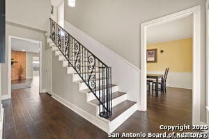 Building Photo - 116 S Gardenview Dr