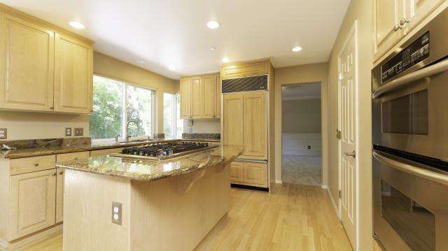 Building Photo - 4 bedroom in Issaquah WA 98027