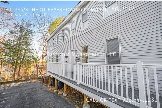 Building Photo - 56 Devens St