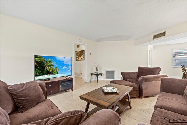 Building Photo - 4191 NW 41st St