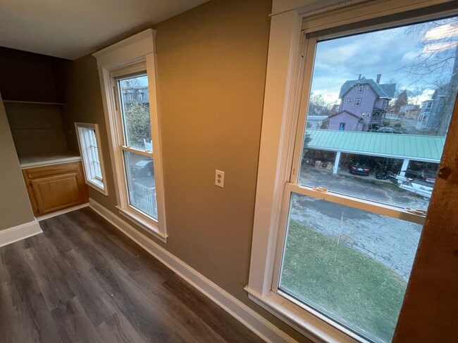 Kitchen - 101 Walnut St