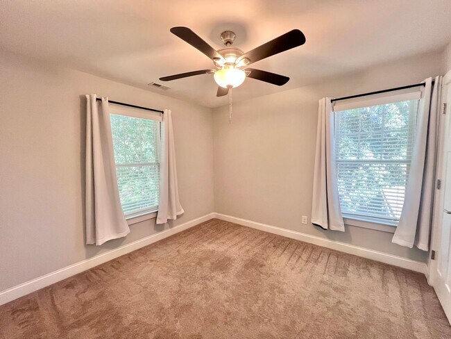 Building Photo - Exceptional 3BD, 2.5BA Downtown Raleigh House with Large Fenced Backyard