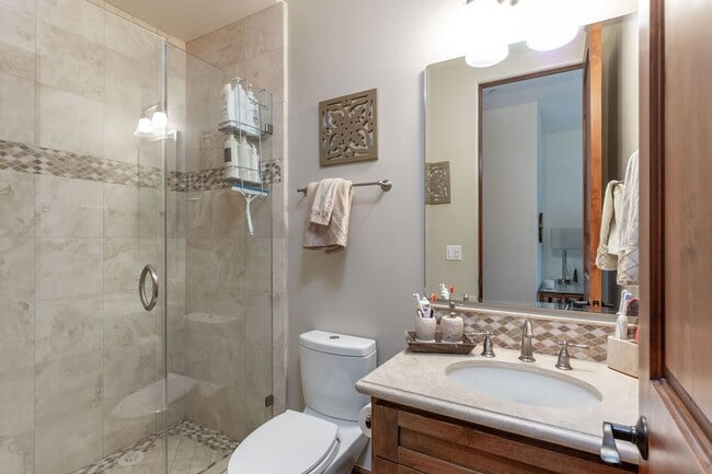 Building Photo - Elegant Mediterranean Home in Prime Menlo ...