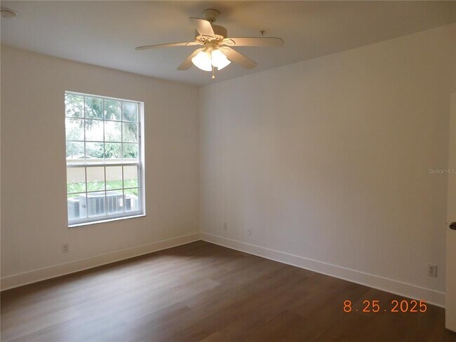 Building Photo - 6100 Stevenson Dr