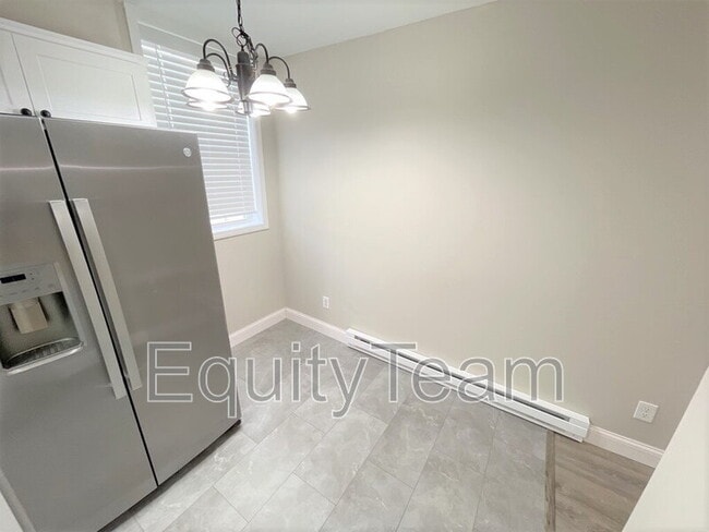 Building Photo - 4723 Peabody Ave