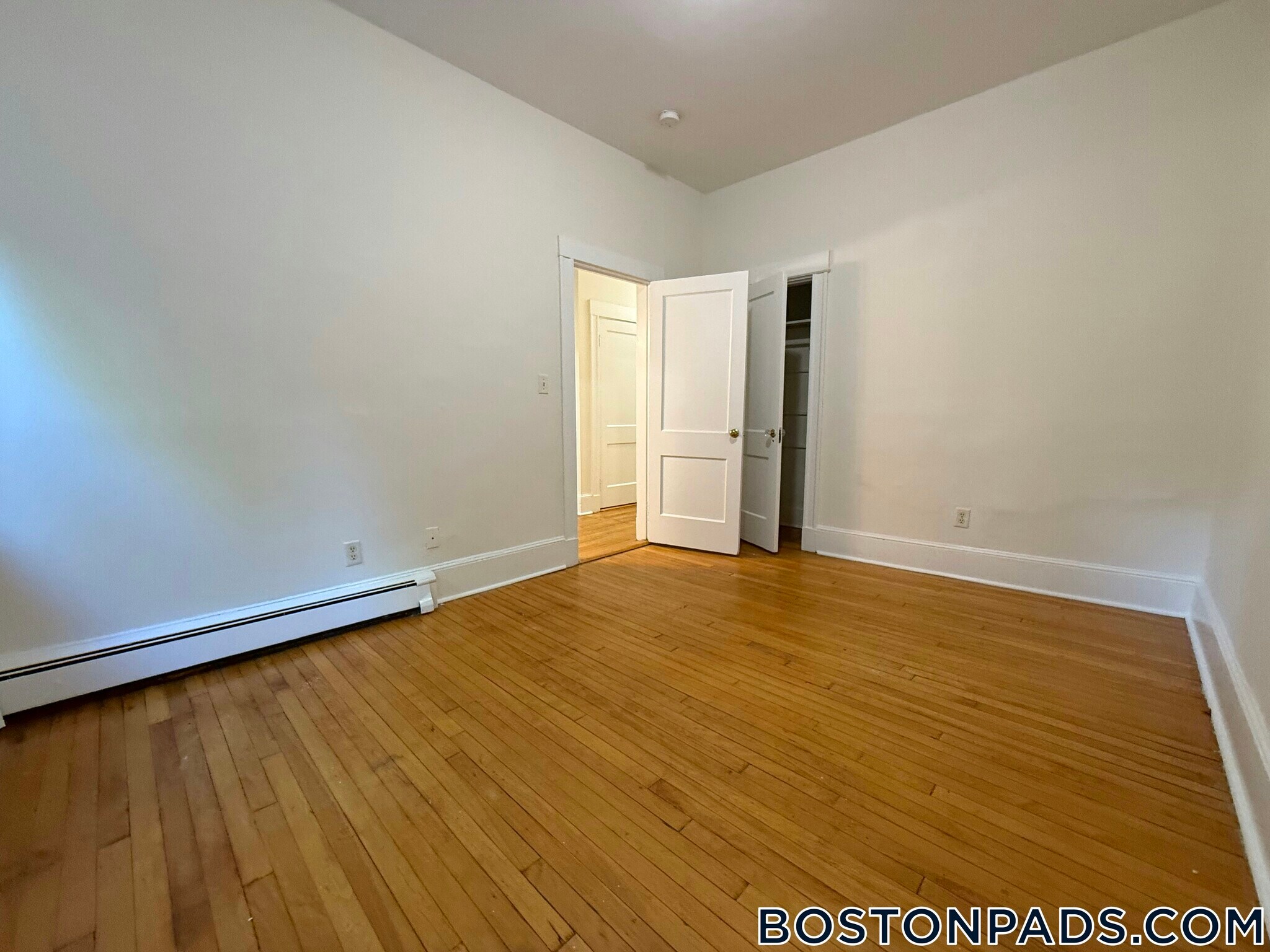 Building Photo - 17 Fairbanks St