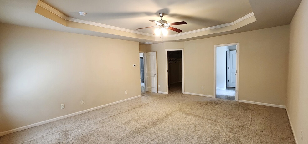 Building Photo - 119 Gloster Park Ct