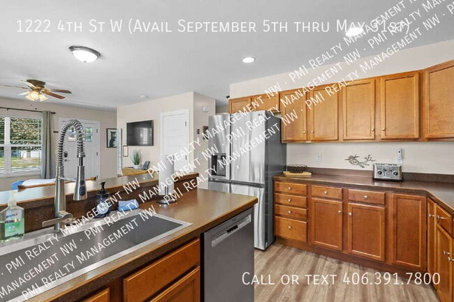 Building Photo - 1222 4th St W