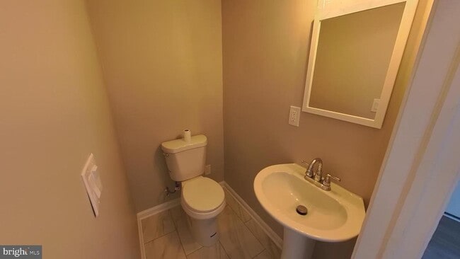 Building Photo - 2050 Nike Dr