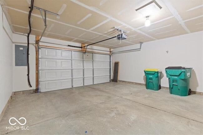 Building Photo - 172 Straughn Ln
