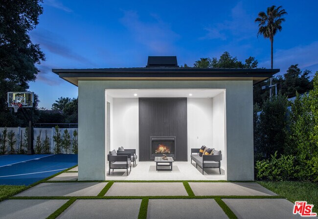 Building Photo - 17341 Amina Pl