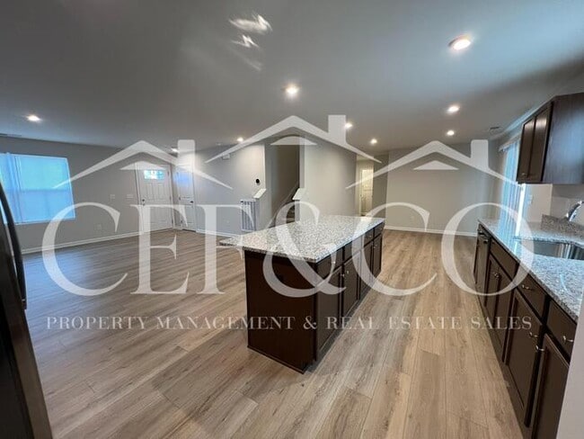 Building Photo - New Construction Gem – 4BR + Loft, Garage, and Great Amenities!