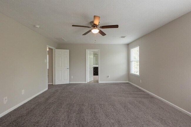 Building Photo - 15835 Copper Springs Ln