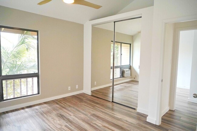 Building Photo - Rare Haleakala Gardens Top Floor Corner Un...