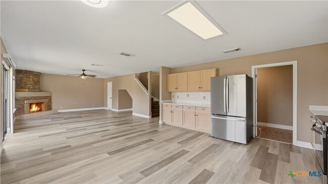 Building Photo - 7338 Raintree Forest