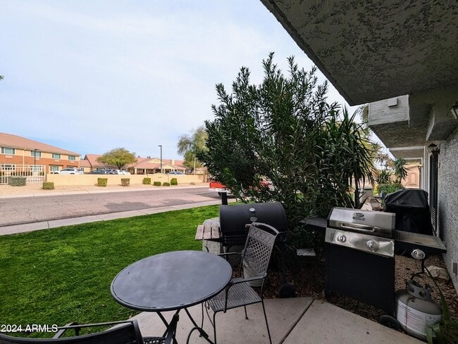 Building Photo - 18239 N 40th St