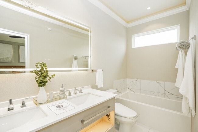 Floorplan - Enclave at Mason Creek