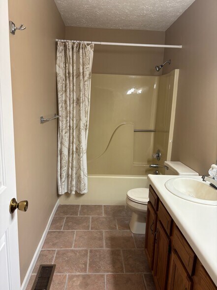 Building Photo - 1353 Monteverdi Ct