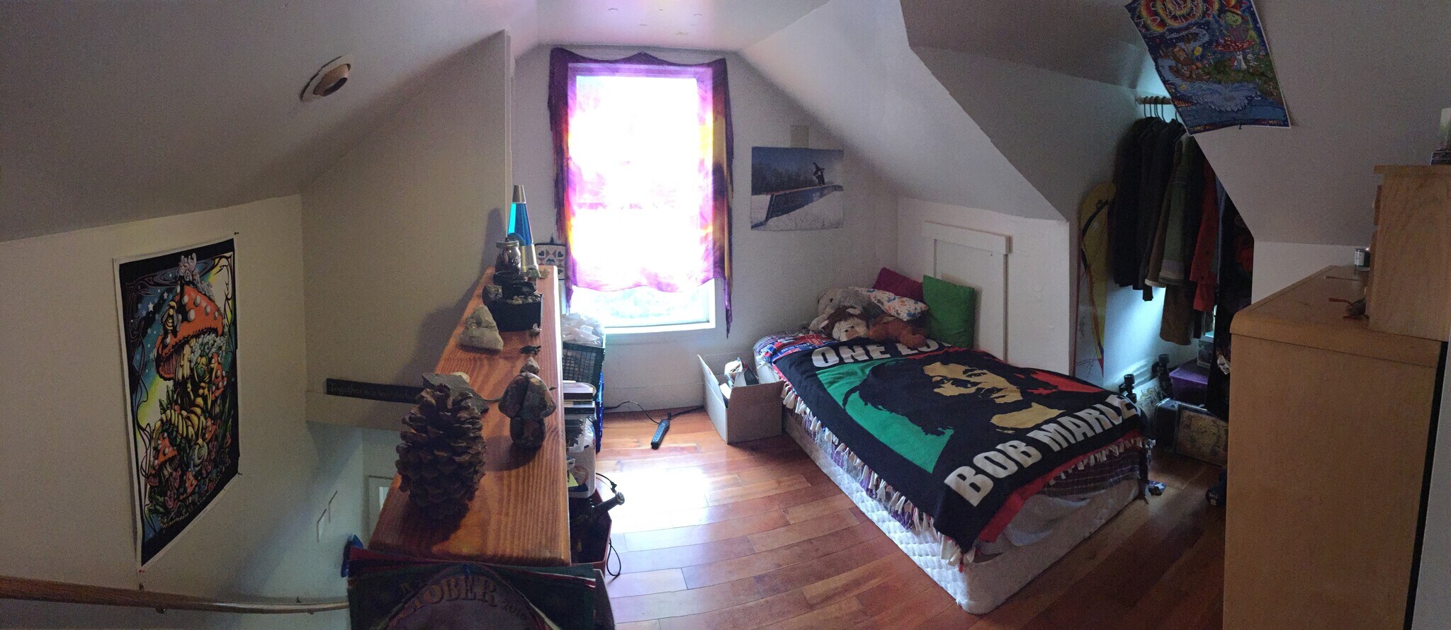 Building Photo - 196 Pine St