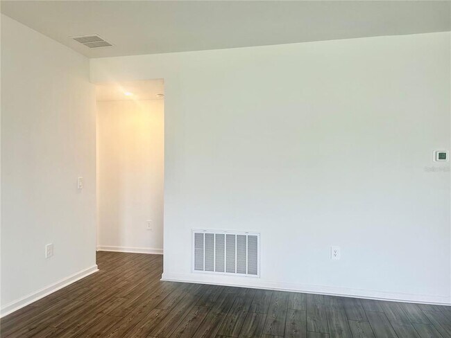 Building Photo - 8432 SW 41st Cir