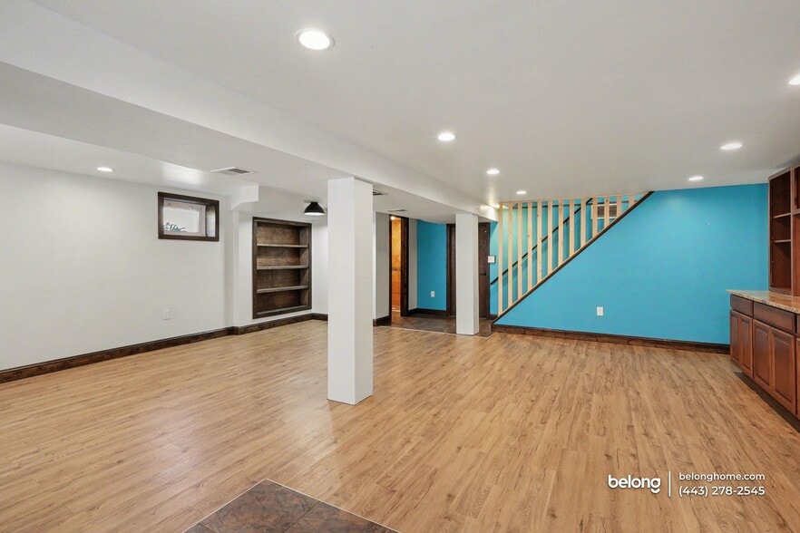 Building Photo - 5909 Berwyn Rd