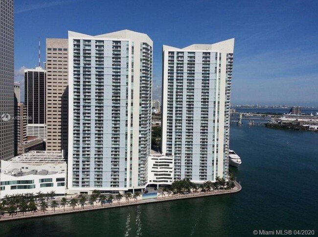 Building Photo - 335 S Biscayne Blvd