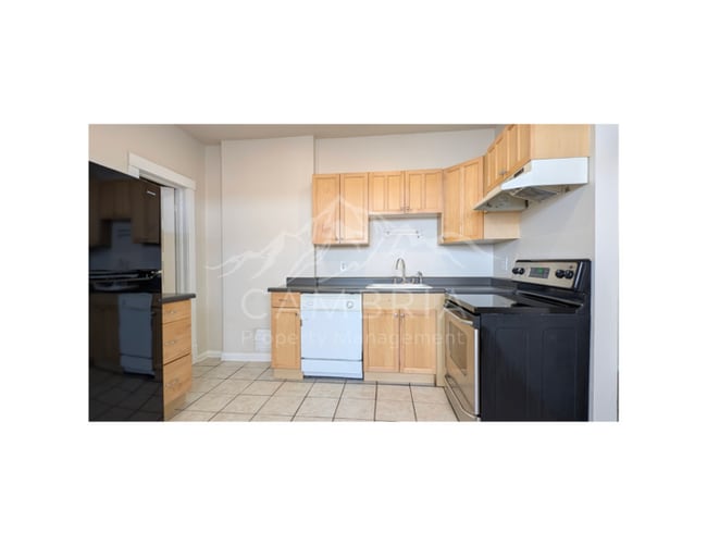 Building Photo - Vintage Unit in Salt Lake