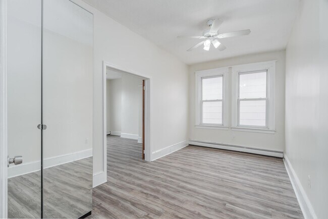 Building Photo - 37 Pamrapo Ave