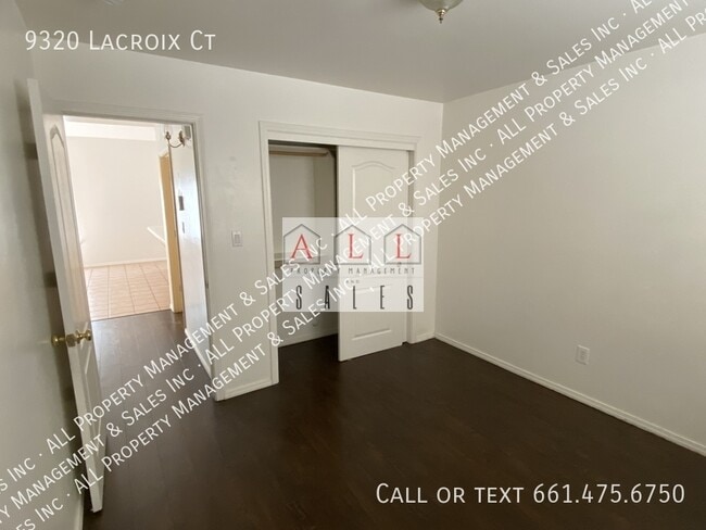 Building Photo - 9320 Lacroix Ct
