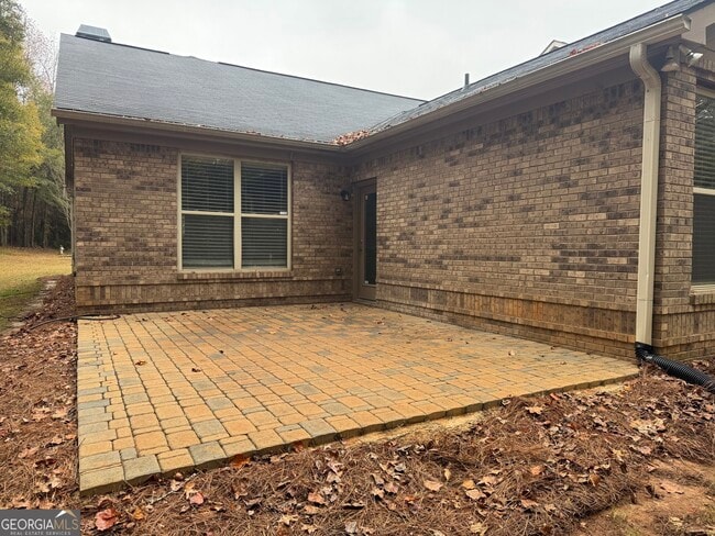 Building Photo - 632 Creek Pointe Drive