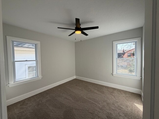 Building Photo - 14102 Glenside Rd