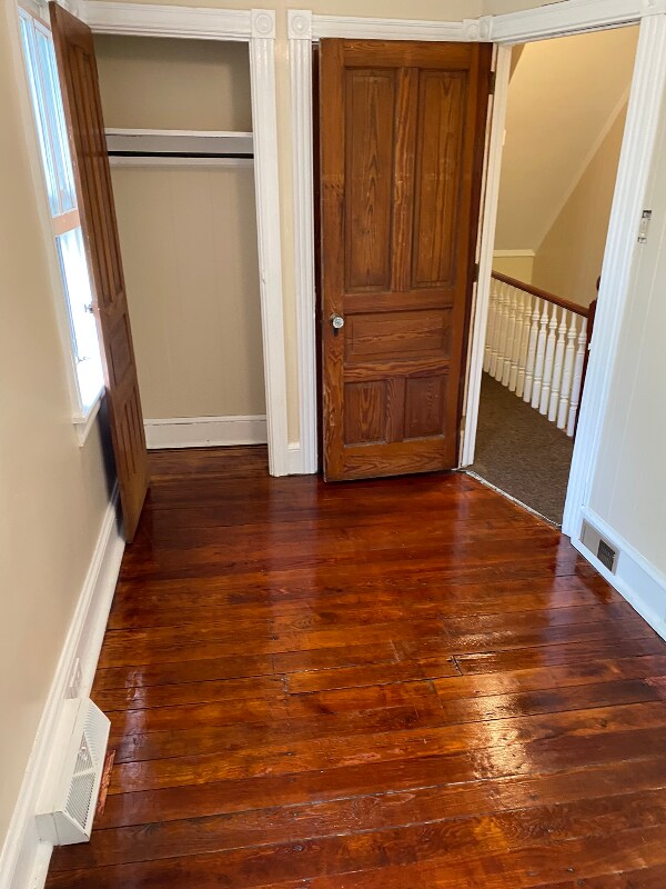 Building Photo - 307 N 5th Ave