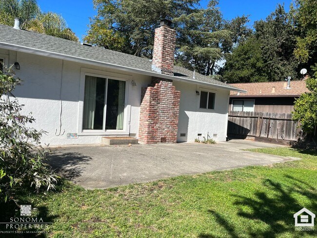 Building Photo - Lovely 3bd/2ba Home in Sonoma!