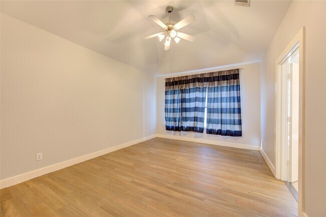 Building Photo - 3604 Omeara Dr
