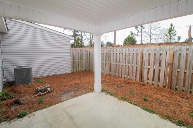 Building Photo - 509 Deerchase Ct