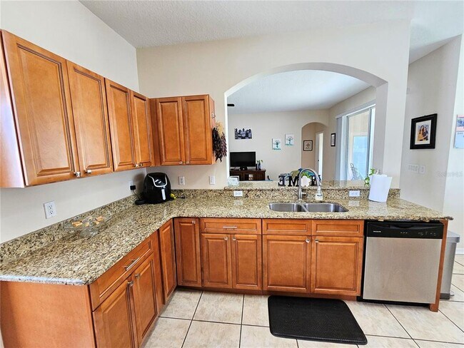 Building Photo - 718 Willett Dr