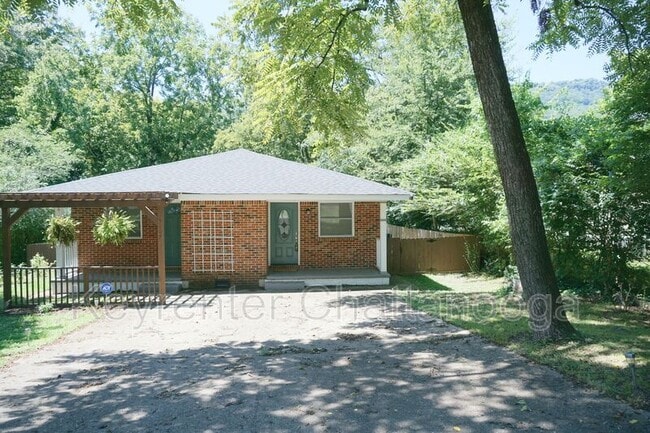 Building Photo - 5105 Lynnwood Ave