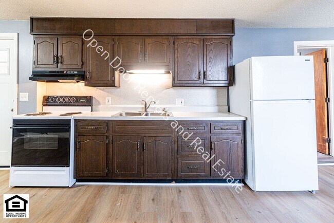 Building Photo - 340 N Wayne St