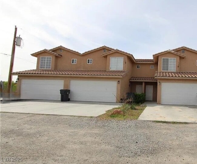 Primary Photo - 1101 S Potro Ave